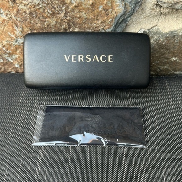 Versace Black Glasses Sunglasses Case Hard Shell Cleaning Cloth Set Designer - Picture 1 of 6